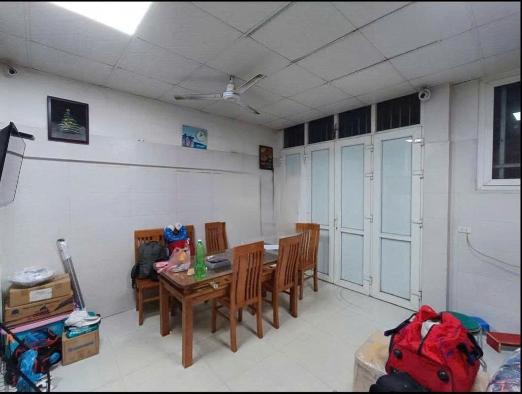 Cho thuê nhà ngõ ô tô 210 Phố Tân Mai 4 tầng x 54m2, 12 Triệu VP, Cty, KD online, ở gđ, nhóm - Ảnh 3